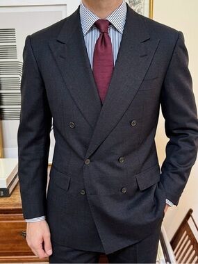 Kiton Diamanté Super 150’s Double Breasted Blazer | 44L